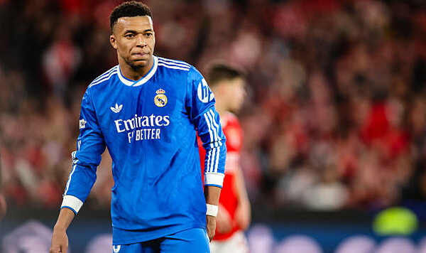 Реал, Майкла, Баварии, Олисе