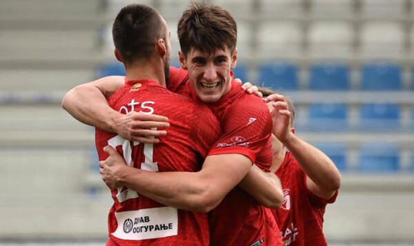 Македонии, Колос, Крагуевац, Северной, Раднички