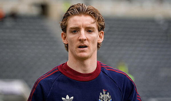 Арсенал готов отдать за хавбека 75 млн. Интересная ситуация с контрактом Гордон, Арсенал, Ньюкасл, Sports