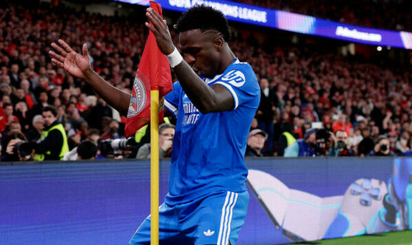 Винисиус, Престианни, Джанлукой