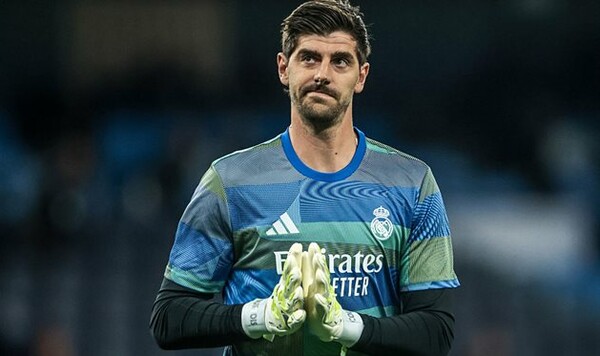 Лунину, Андрею, Куртуа, Тибо