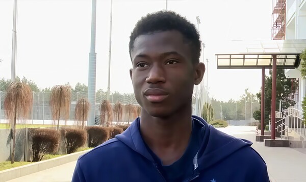 Украине, Саване, Динамо, Австрии, Мали