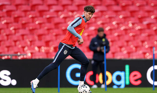 Вернулся с проблемой: Манчестер Сити потерял защитника из-за сборной Манчестер, Англии, Сити, Томас, Поедет