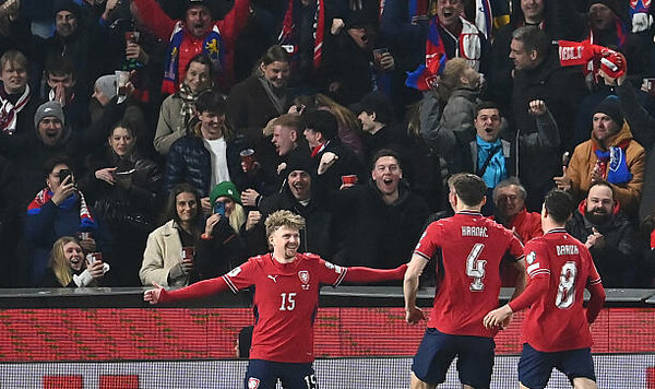 Только в серии пенальти сборная Чехии прошла Данию Чехии, Дании, Крейчи, Шульц, Андерсен