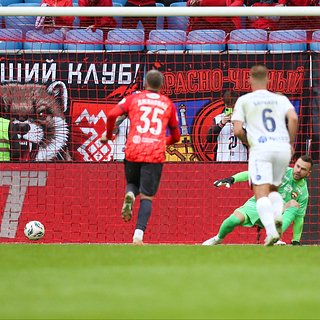 Акрон, Экспресс, Дзюбы, Игоре, Артема