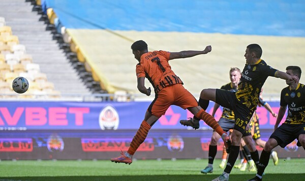 Украины, Руха, Колосом