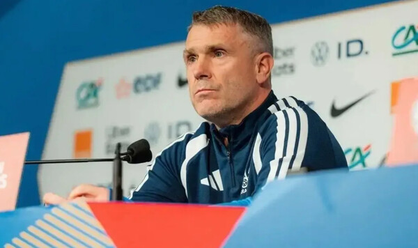 Ребров ответил болельщикам, требующим его увольнения Ребров, Украины, Албании, Алексей