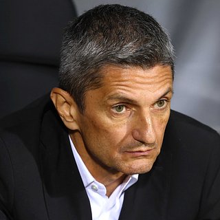 Луческу, Зенит, Румынии