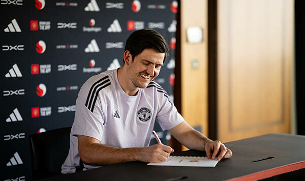 Манчестер, Юнайтед, Представлять