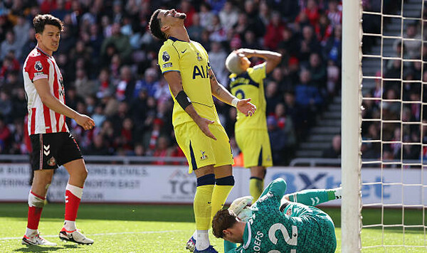 14 матчей без побед в АПЛ. Тоттенхэм может повторить судьбу трех команд Тоттенхэм, Сандерленд, Суиндон, Таун