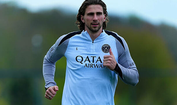 Во Франции сообщили, сыграет ли Забарный в Лиге чемпионов против Ливерпуля Ливерпуль, Забарный, Украины, Мендеш, Нуну