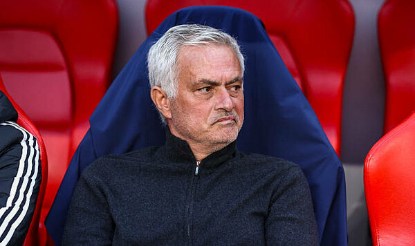 Моуриньо может громко вернуться в АПЛ. На него нацелился известный клуб Ньюкасл, Моуриньо, Англисйкой, Португалии