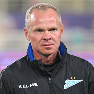 Зенита, Анюкова, Локомотива