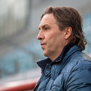Тренер ушел из клуба ФНЛ через две недели после назначения Хабаровск, Юран, Карпов, Футбольной, Национальной