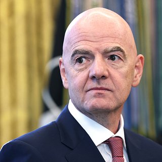 В Европе, Азии и Америке совместно выступили против Инфантино Инфантино, Америке, Азии, Карибского