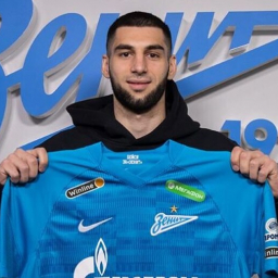 Арсен Адамов - фото, футболист, игрок